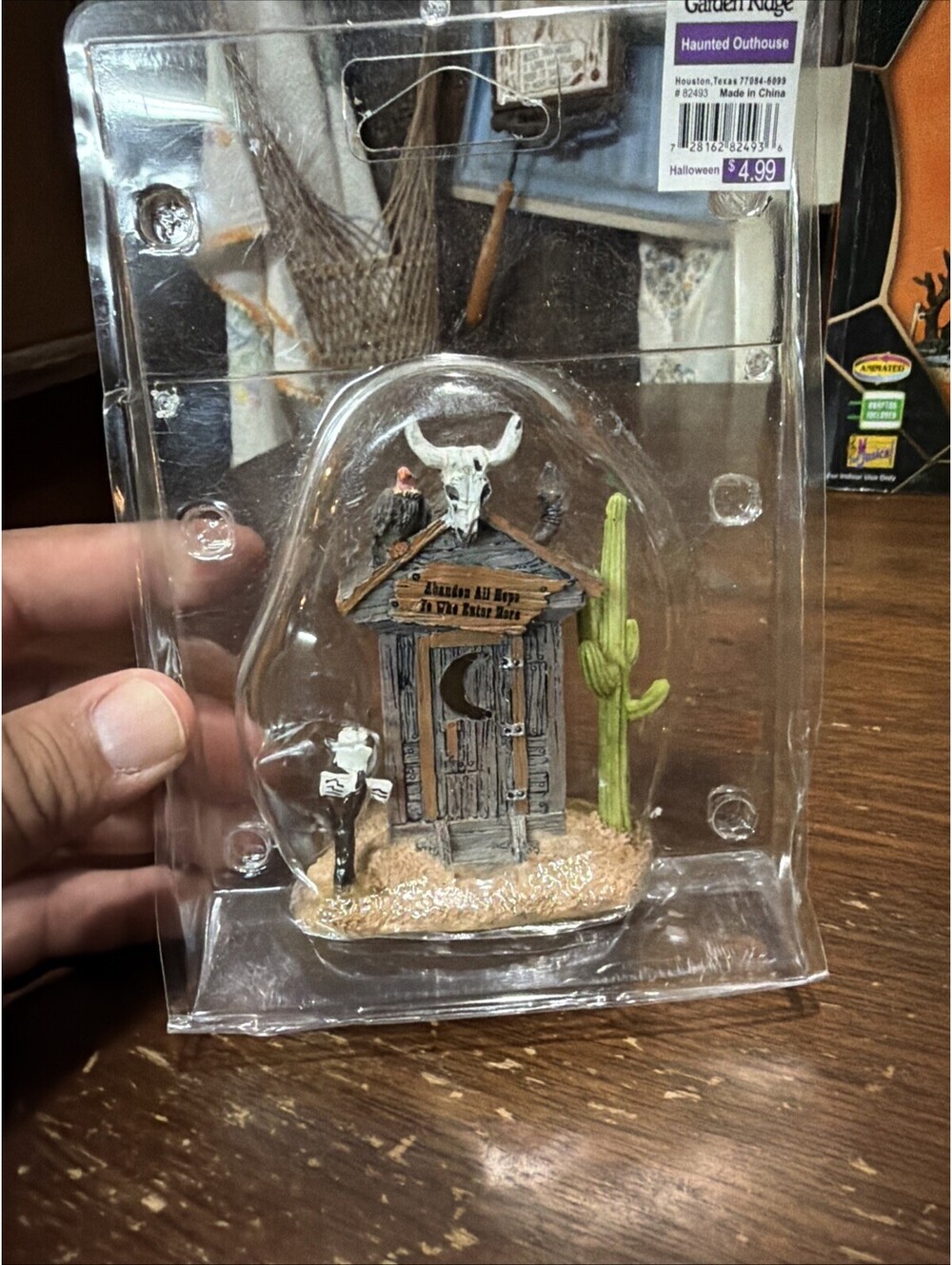 Lemax haunted outhouse Halloween village cactus skull 82493